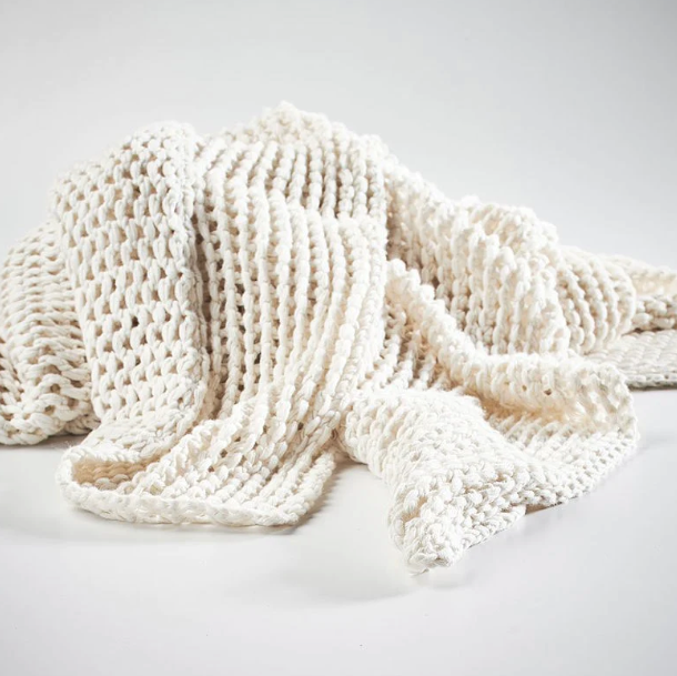 ABRAZO KNITTED COTTON THROW IN WHITE